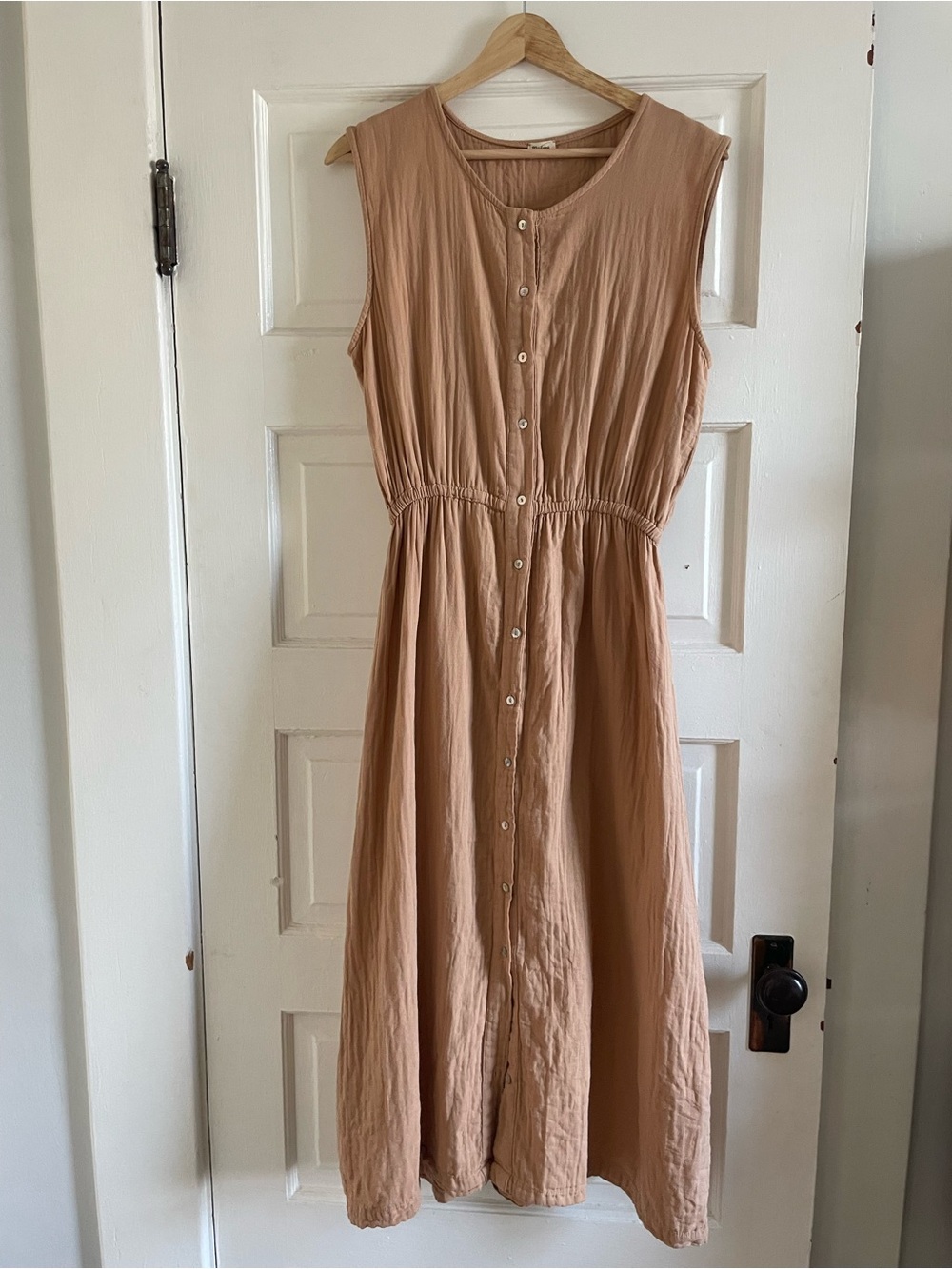 Poudre Organic Women’s Button-Front Midi Dress in Warm Beige size Large
